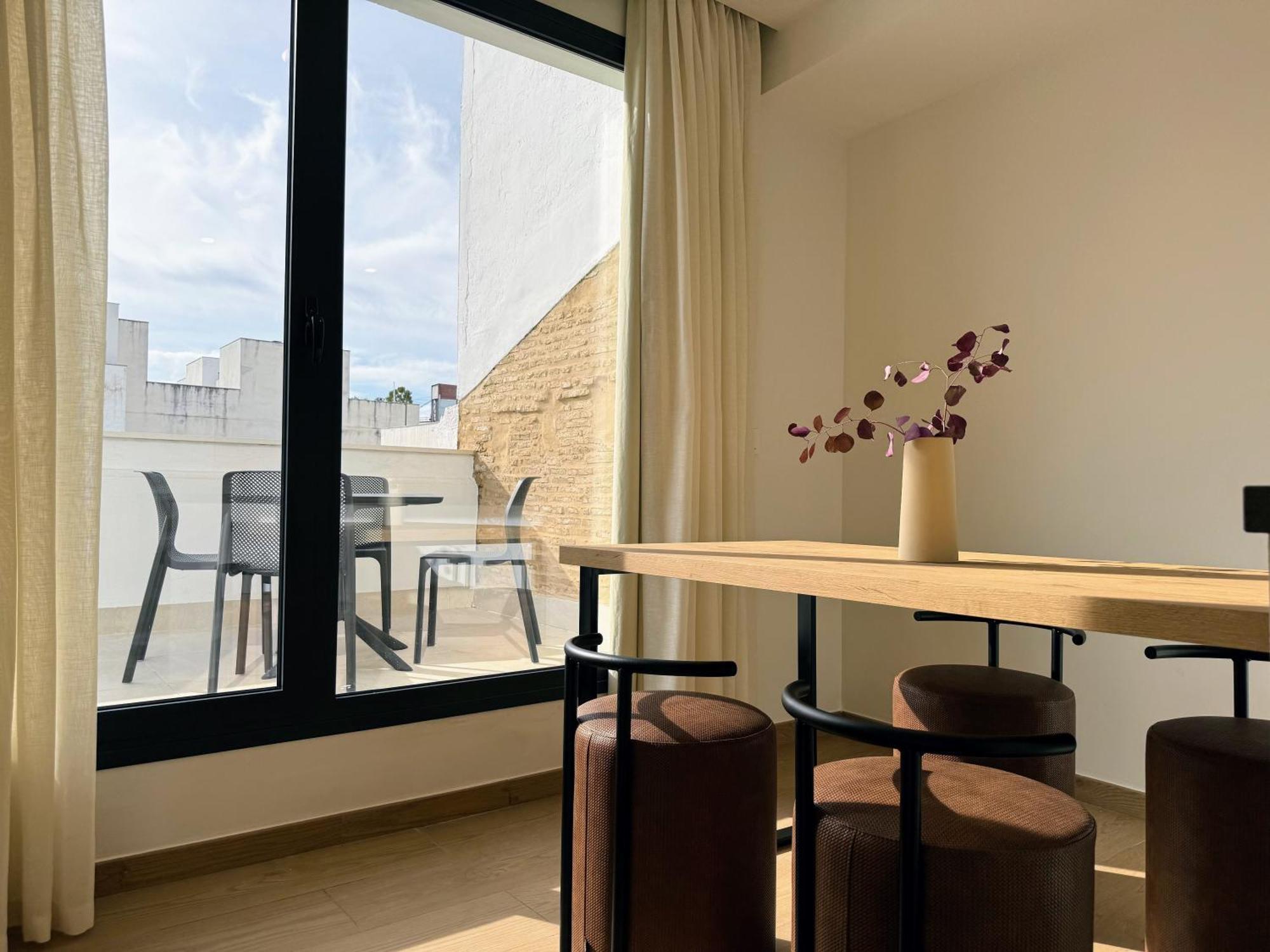Redes Royale Apartments By Misterhost Seville Exterior photo